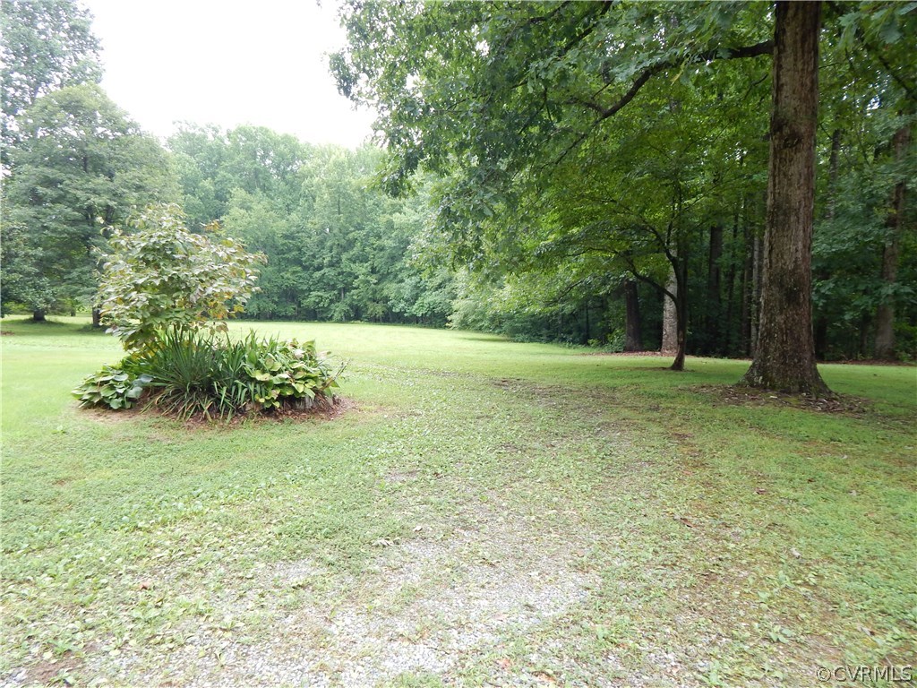 6535 Blenheim Road Powhatan, VA 23139 - Photo 12 of 49 Gallery Image 12