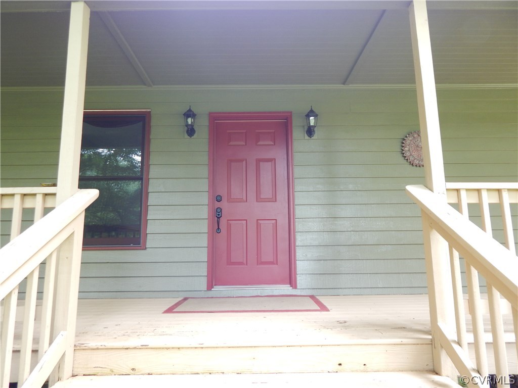 6535 Blenheim Road Powhatan, VA 23139 - Photo 9 of 49 Gallery Image 9