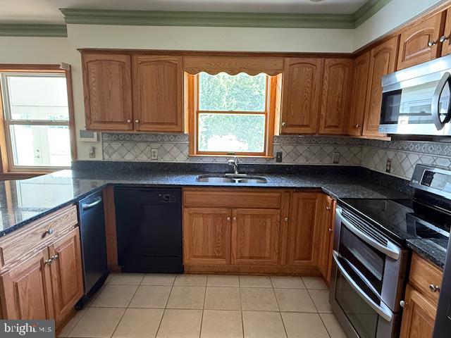 22360 Great Oak Landing Road Chestertown, MD 21620 - Photo 22 of 65 Warm wood accents in a bright kitchen.
