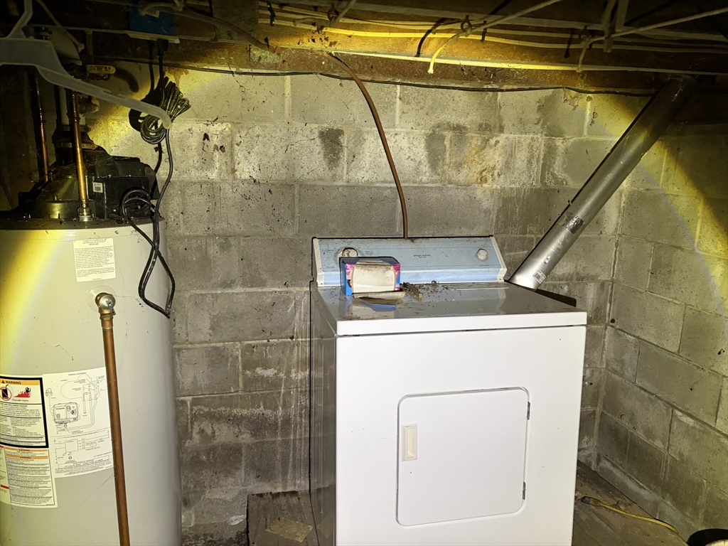11 South Chesterfield Road Goshen, MA 01096 - Photo 26 of 30 a utility room with a washer and dryer