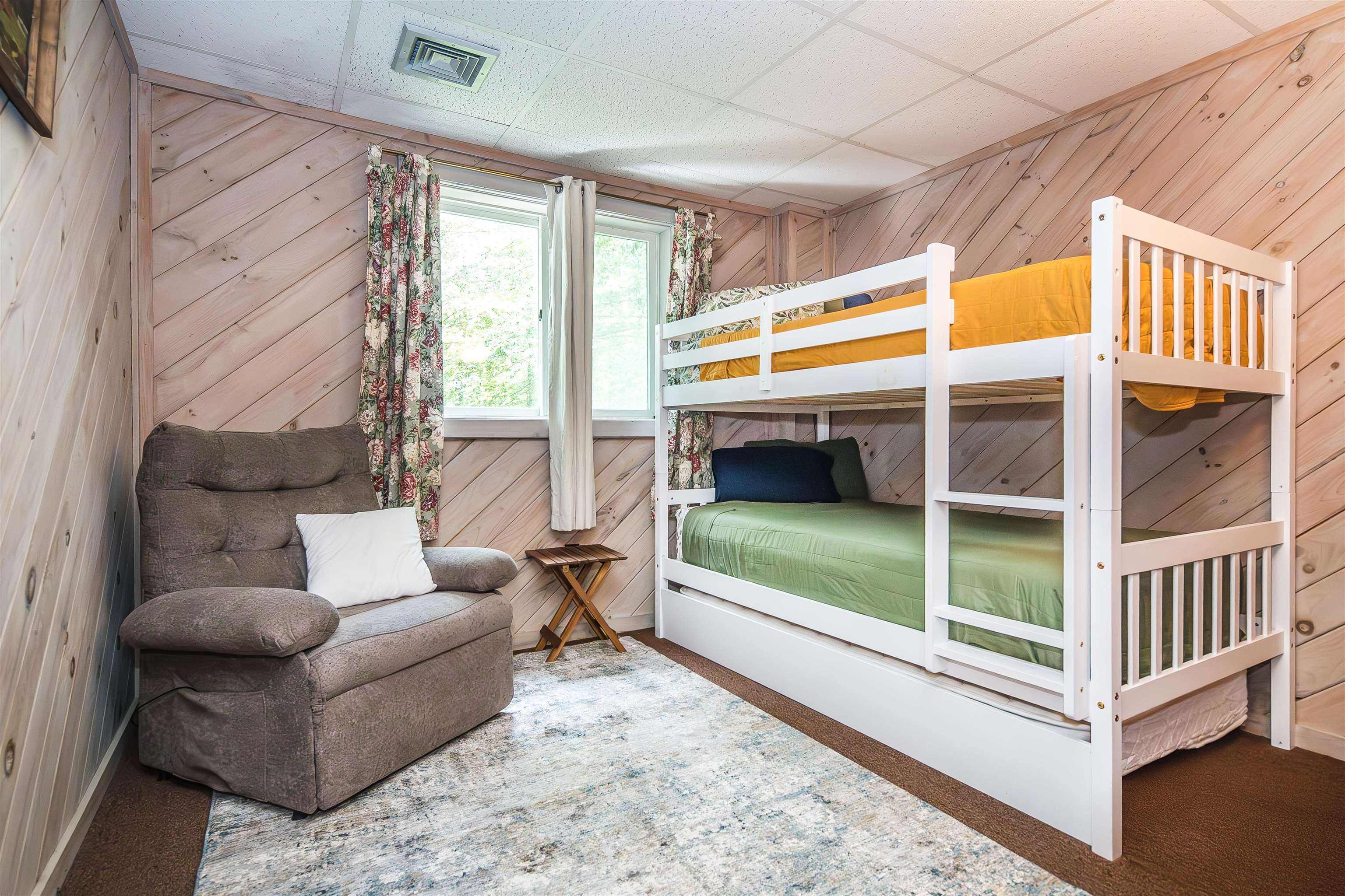 374 Winhall Hollow Road Winhall, VT 05340 - Photo 14 of 20