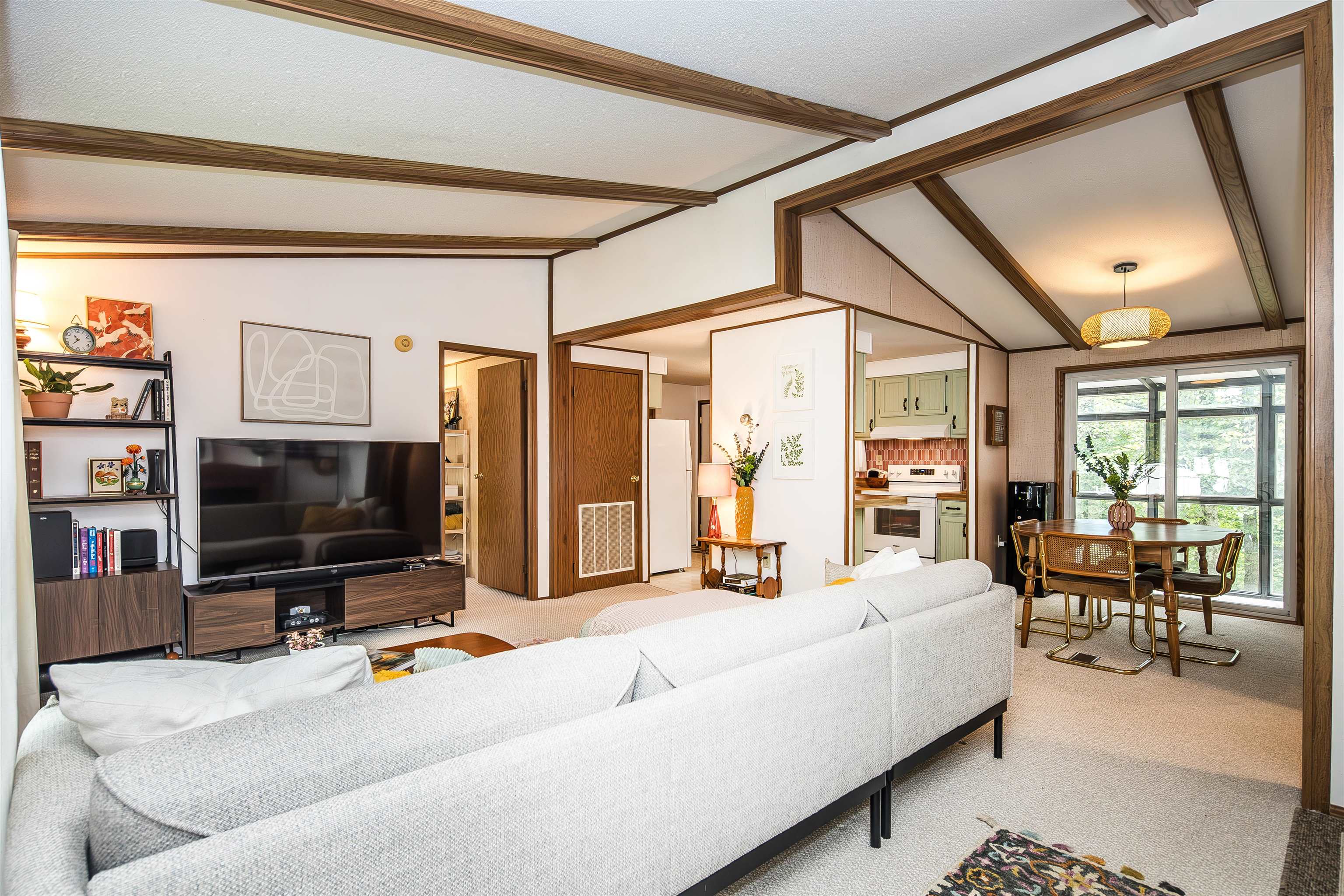 374 Winhall Hollow Road Winhall, VT 05340 - Photo 4 of 20