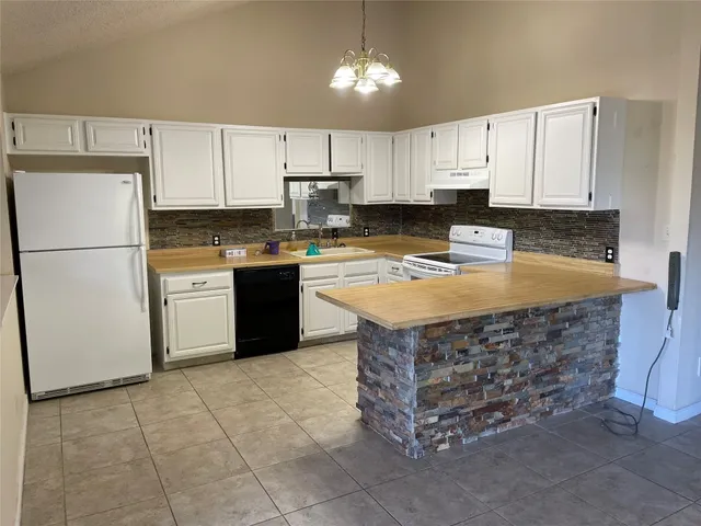 $255,000 | 102 B Falcon, Horseshoe Bay, TX 78657