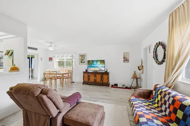 $1,550 | 374 Tuscany Lane, Unit G, Delray Beach, FL 33446