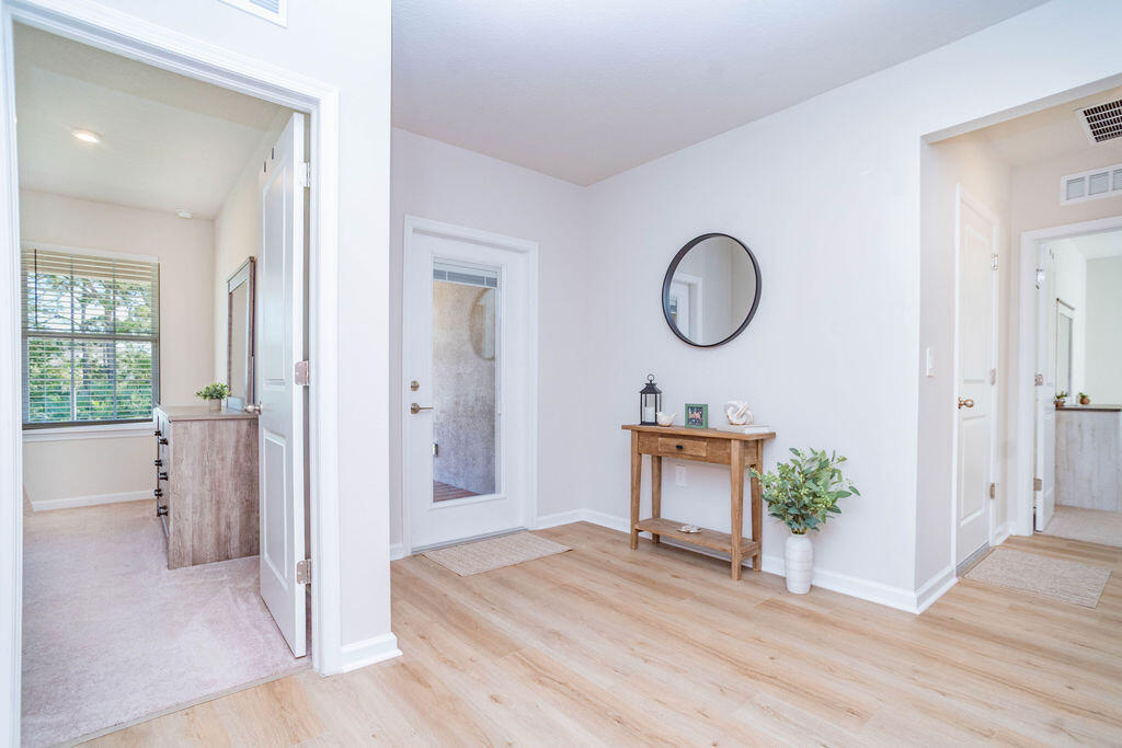 4198 Keeson Circle Vero Beach, FL 32967 - Photo 8 of 59 DSC03932