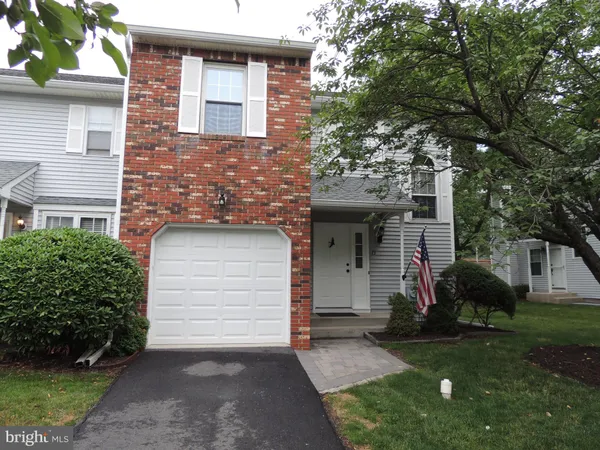 $427,000 | 13 Heritage Court, Ewing, NJ 08628
