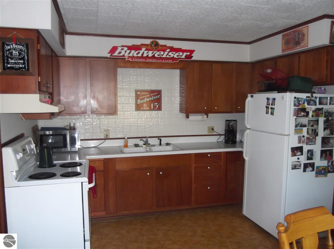 1814017-3.JPG