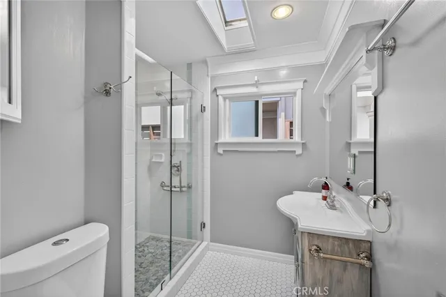 $1,595,000 | 1041 Avenue D, Redondo Beach, CA 90277