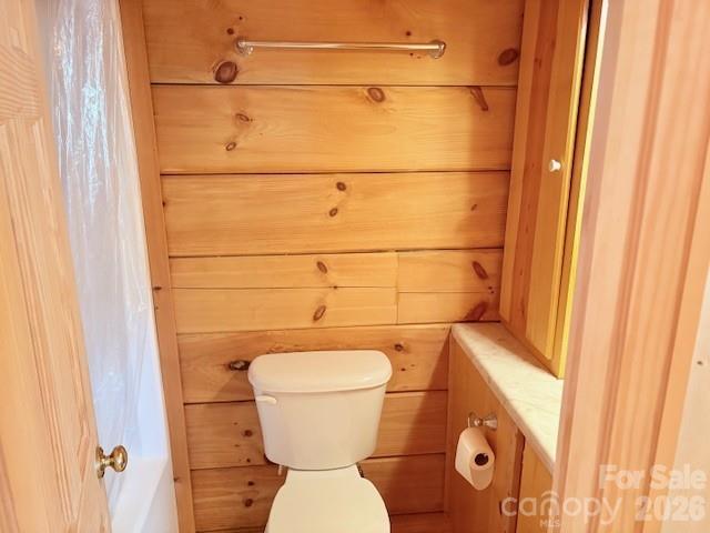 129 Mallard Loop Waynesville, NC 28785 - Photo 25 of 40 a bathroom with a toilet and a sink