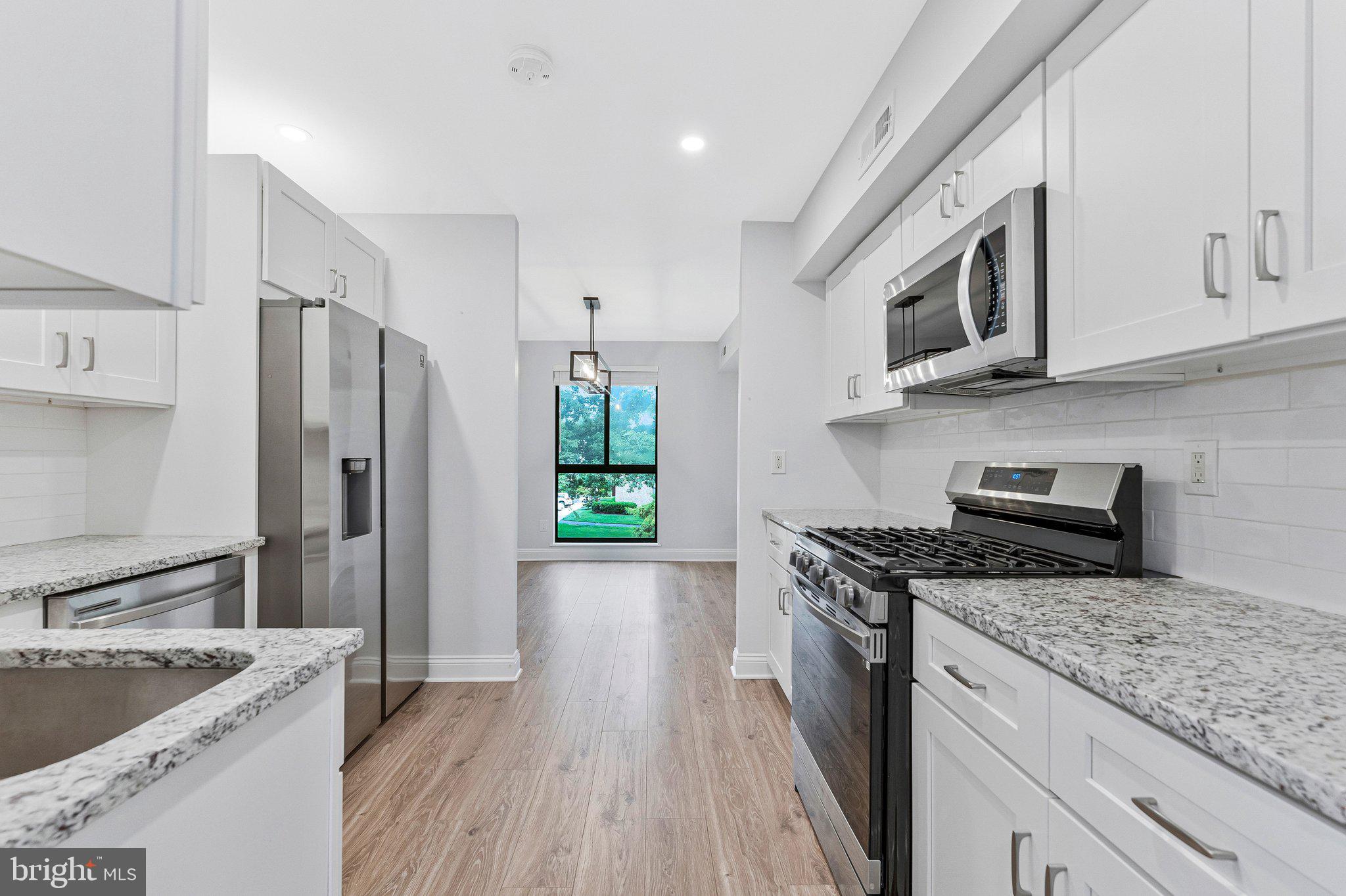 2012 Colts Neck Road, Unit 21A Reston, VA 20191 - Photo 11 of 44 View facing the dining room.
