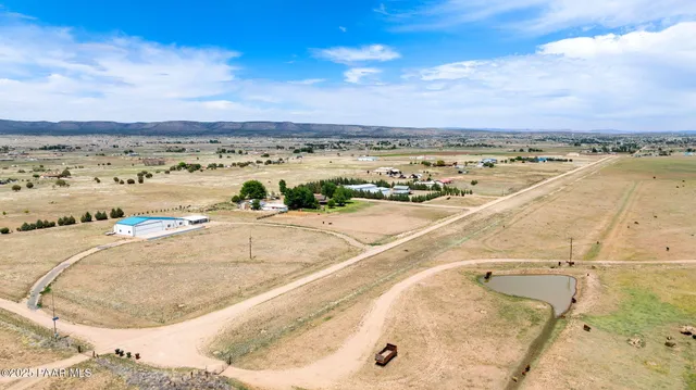 $599,999 | 3900 West Runway Road, Paulden, AZ 86334