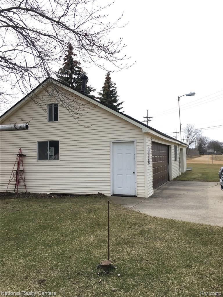 57351 12 Mile Road New Hudson, MI 48165 - Photo 34 of 38 2018-04-02 044.JPG
