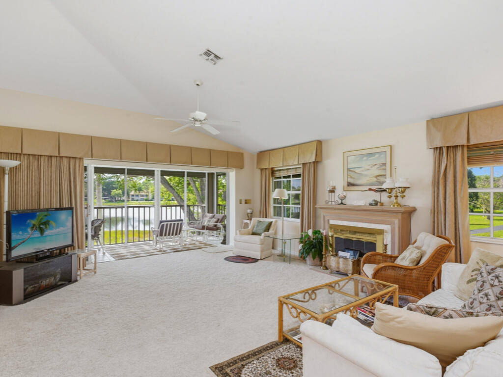 2847 Aintree Lane, Unit A204 Naples, FL 34112 - Photo 9 of 22 2847-aintree-ln-a204-naples-fl-34112-liv