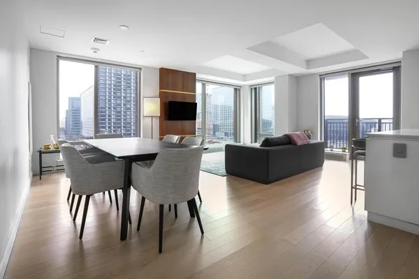 $9,500 | 135 Seaport Boulevard, Unit 920, Boston, MA 02210