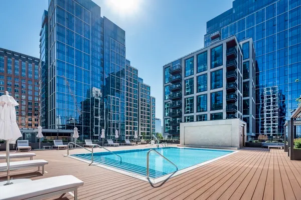 $9,500 | 135 Seaport Boulevard, Unit 920, Boston, MA 02210
