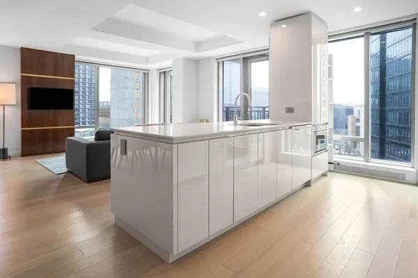$9,500 | 135 Seaport Boulevard, Unit 920, Boston, MA 02210