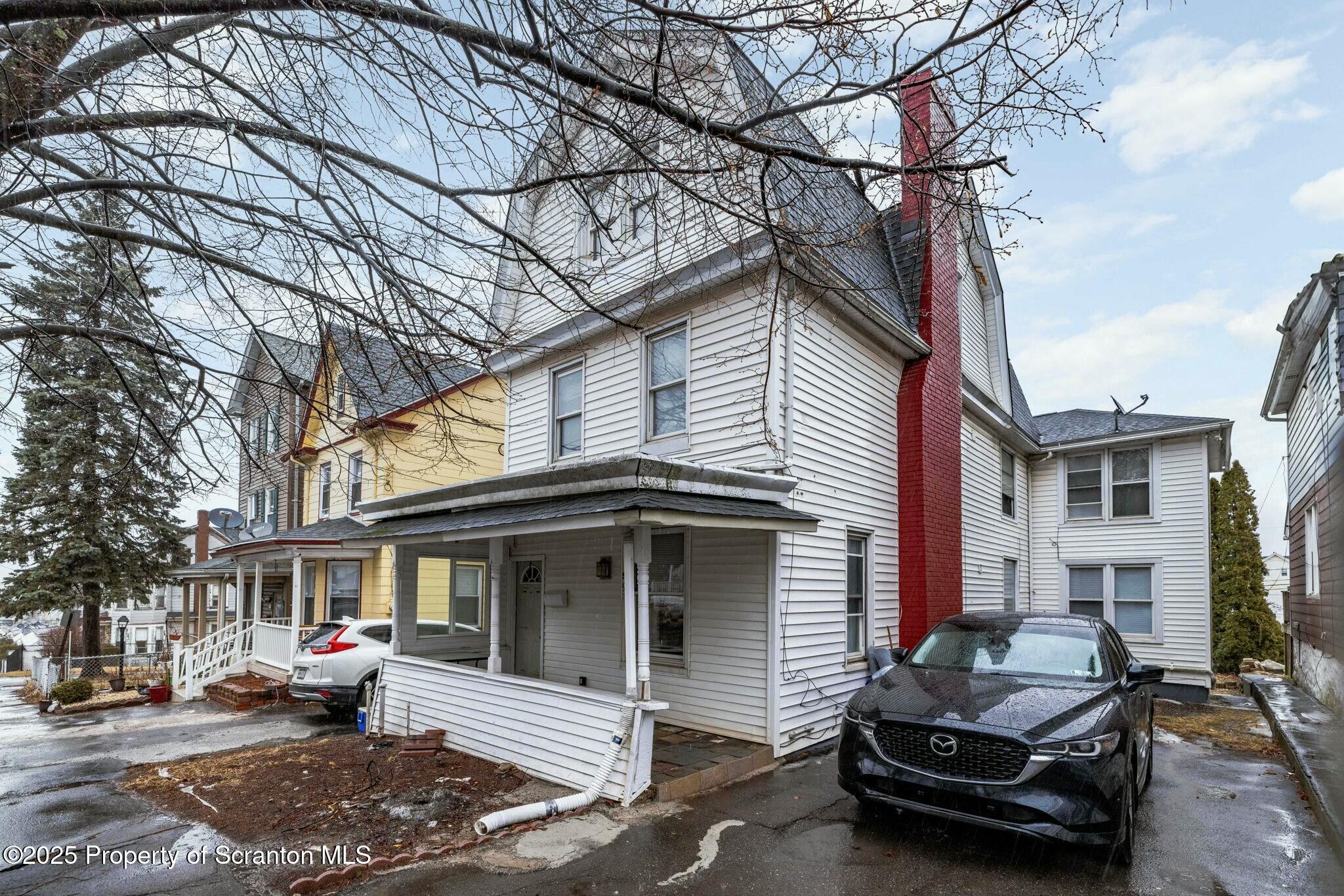 591 North James Street Hazleton, PA 18201 - Photo 3 of 30 tempImage88TBnR