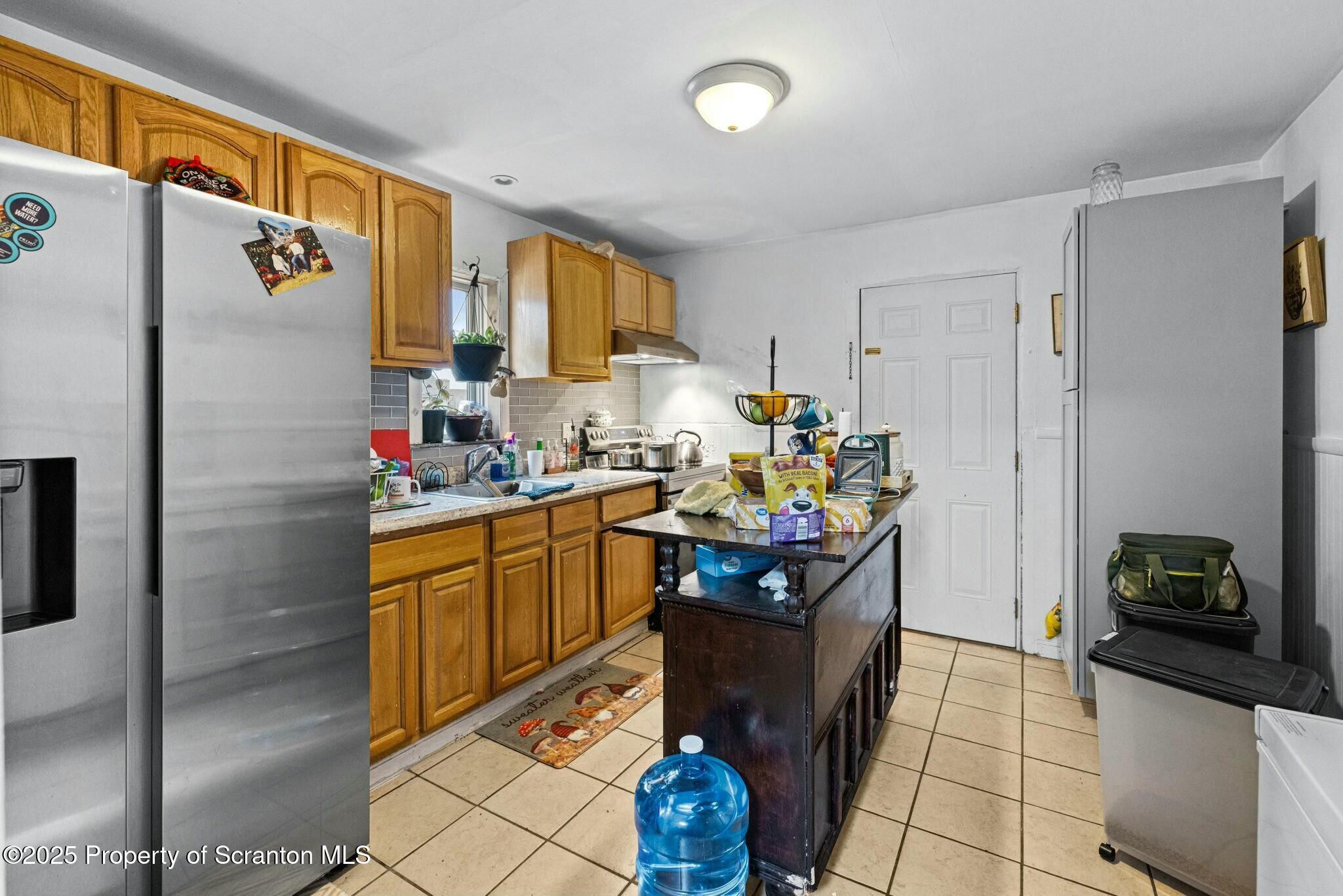 591 North James Street Hazleton, PA 18201 - Photo 10 of 30 tempImageAynq1n