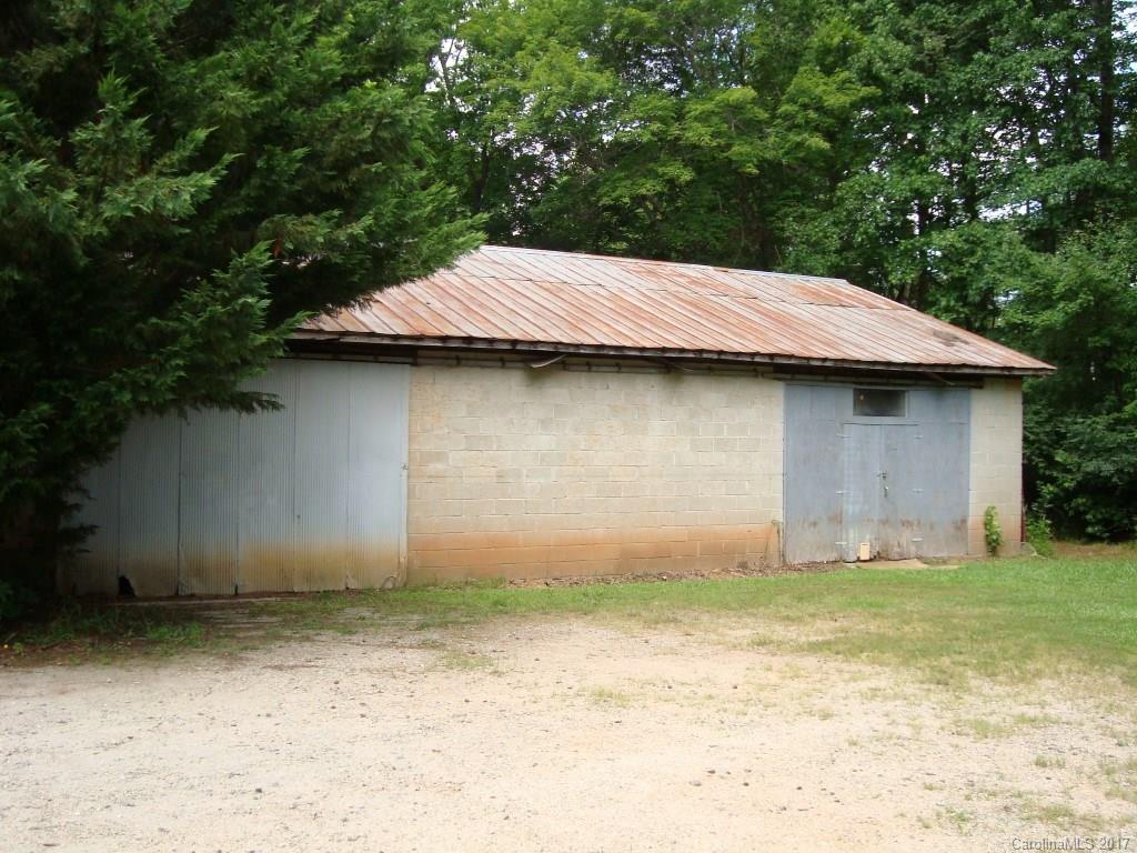 1057 Capps Road Tryon, NC 28782 - Photo 17 of 18