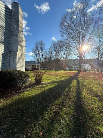 $2,100 | 404 Elmhaven Drive, Vestal, NY 13850