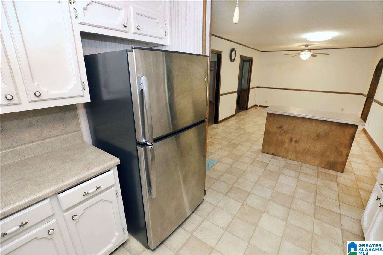 423 Terry Road Anniston, AL 36207 - Photo 4 of 28