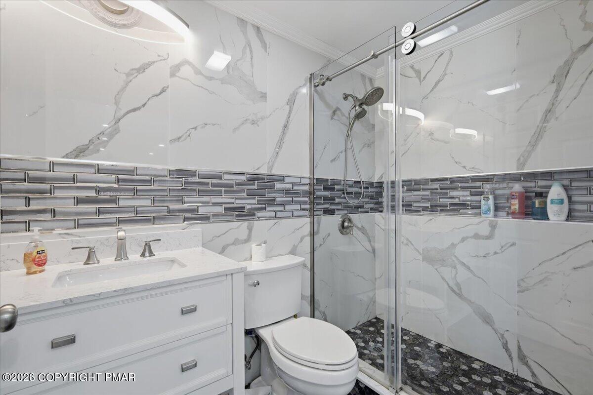 1091 Clover Road South Long Pond, PA 18334 - Photo 32 of 45 Bathroom #4