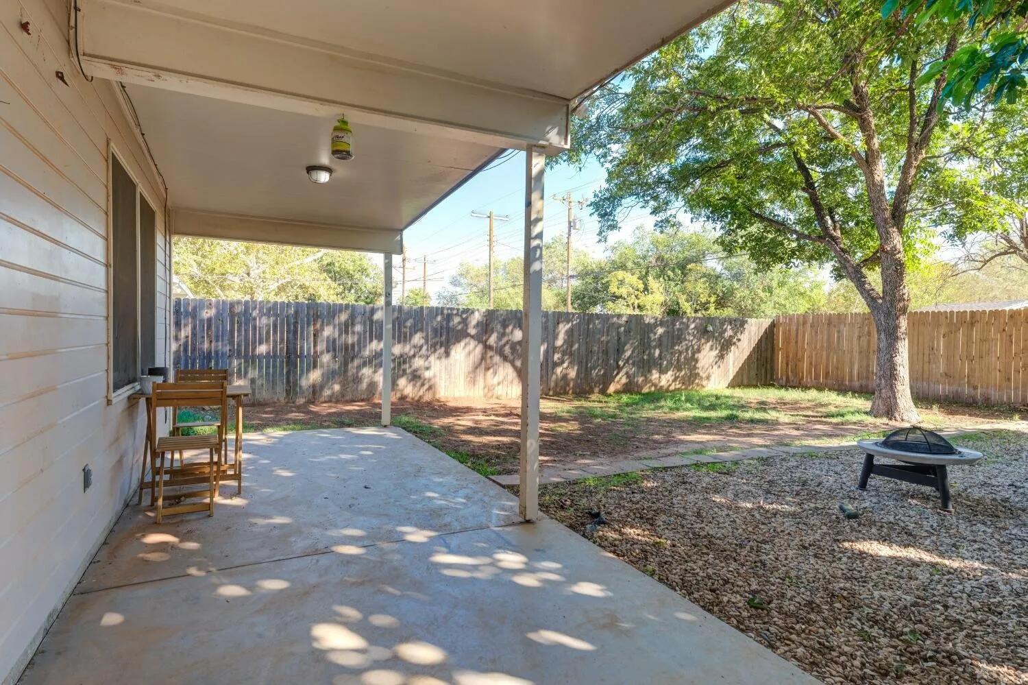 2407 46th Street Lubbock, TX 79412 - Photo 8 of 10 be662d536dc0eb30cc15c0736837b858l-m27622