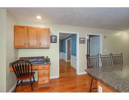 86 Cedar Street Sturbridge, MA 01566 - Photo 11 of 35