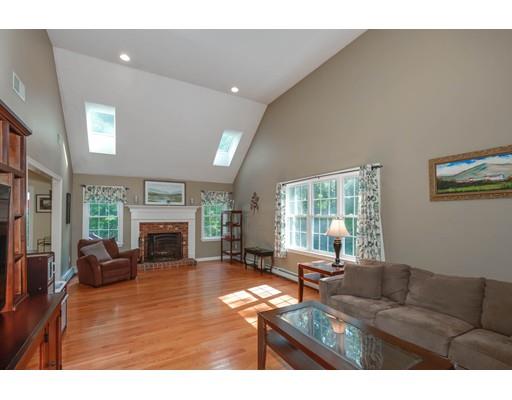 86 Cedar Street Sturbridge, MA 01566 - Photo 15 of 35