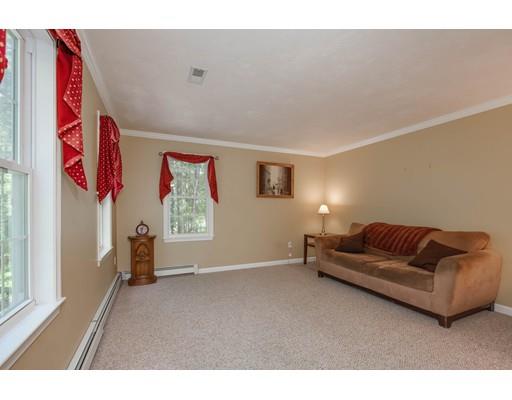86 Cedar Street Sturbridge, MA 01566 - Photo 17 of 35