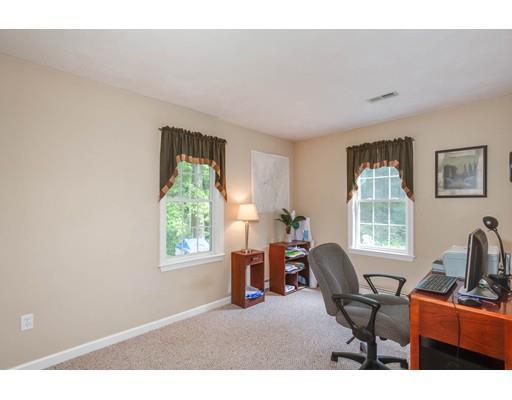 86 Cedar Street Sturbridge, MA 01566 - Photo 18 of 35