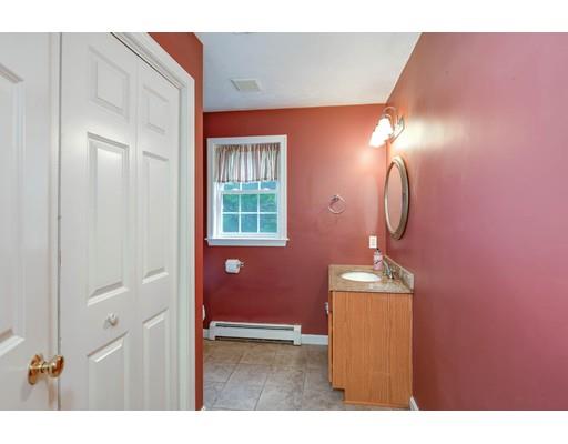 86 Cedar Street Sturbridge, MA 01566 - Photo 19 of 35