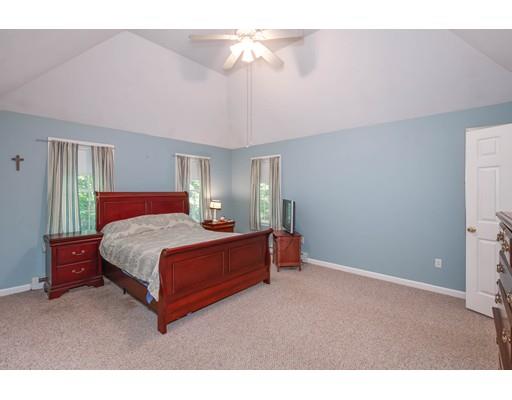 86 Cedar Street Sturbridge, MA 01566 - Photo 21 of 35