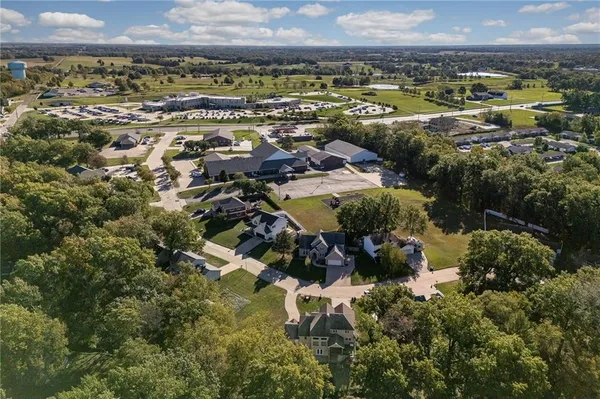 $429,900 | 1003 Adam Drive, Chillicothe, MO 64601