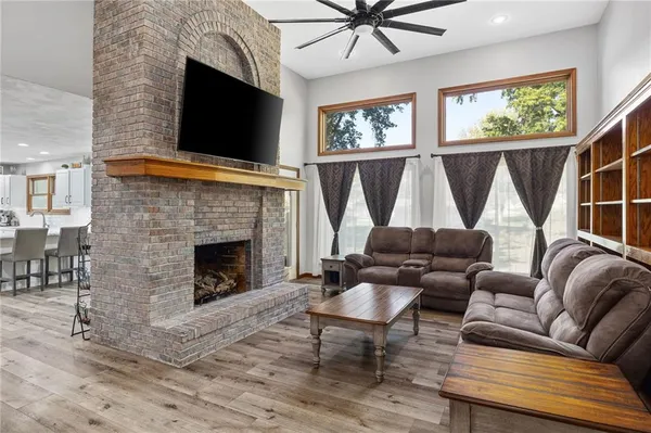 $429,900 | 1003 Adam Drive, Chillicothe, MO 64601