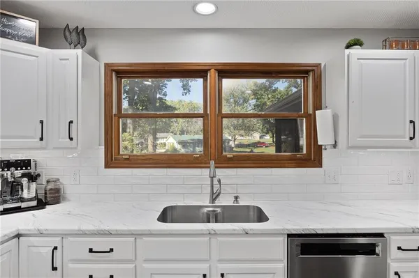 $429,900 | 1003 Adam Drive, Chillicothe, MO 64601