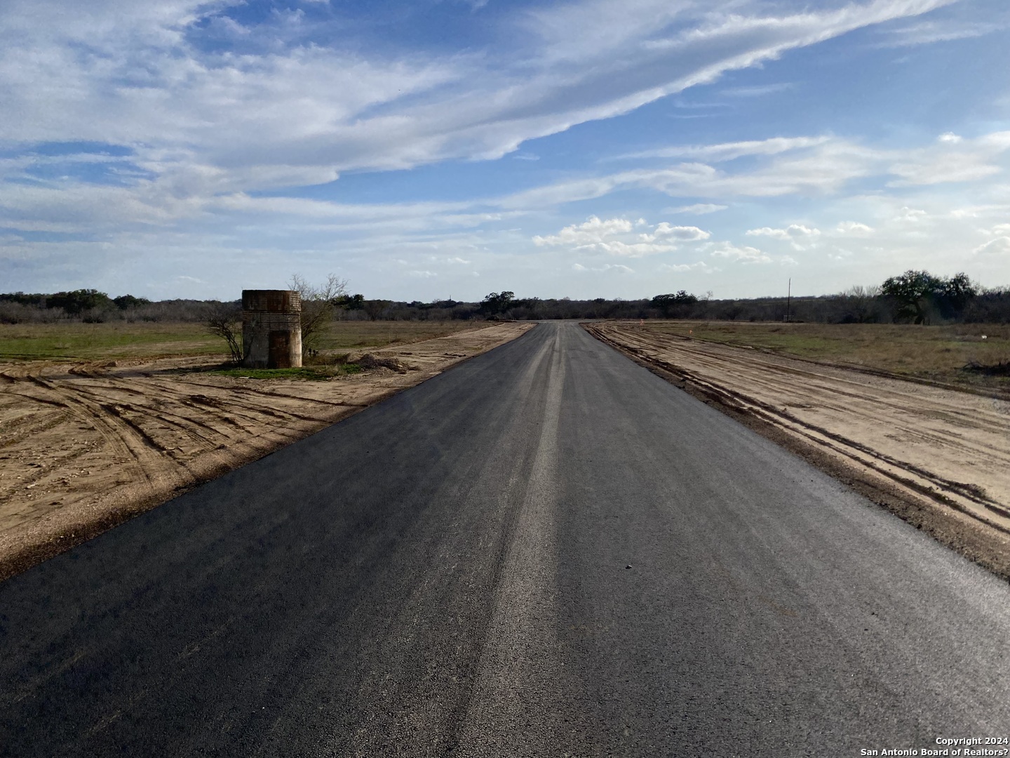 137 Sylas Hayes Loop Pleasanton, TX 78064 - Photo 25 of 31 a view of an ocean and beach