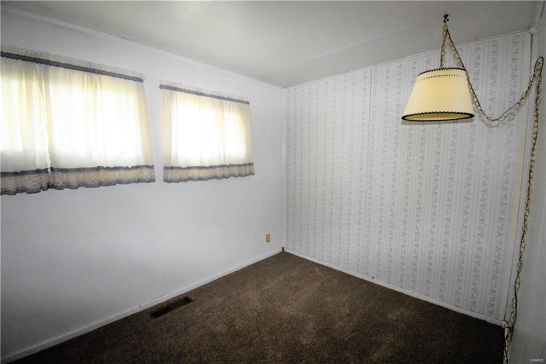 800 Royal Heights Road Belleville, IL 62226 - Photo 23 of 24 Gallery Image 23
