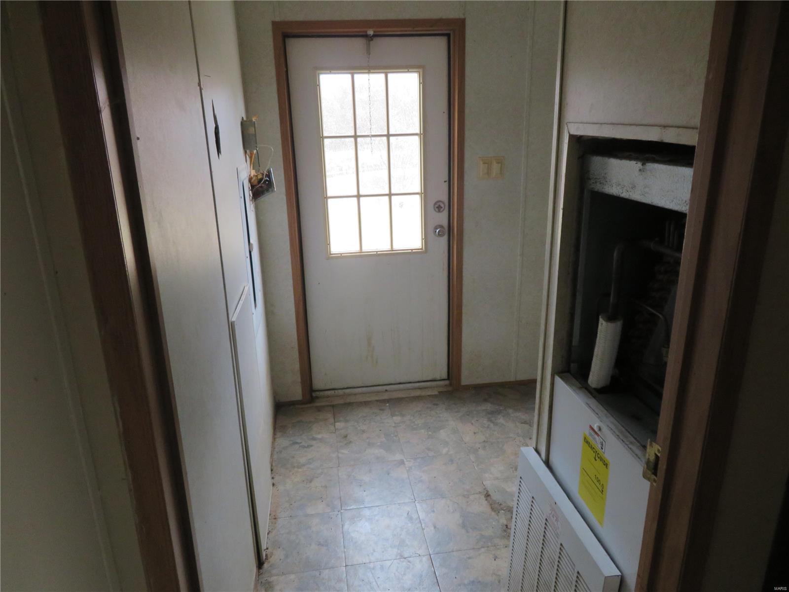 26156 Maine Road Ashley, IL 62808 - Photo 13 of 21 Gallery Image 13
