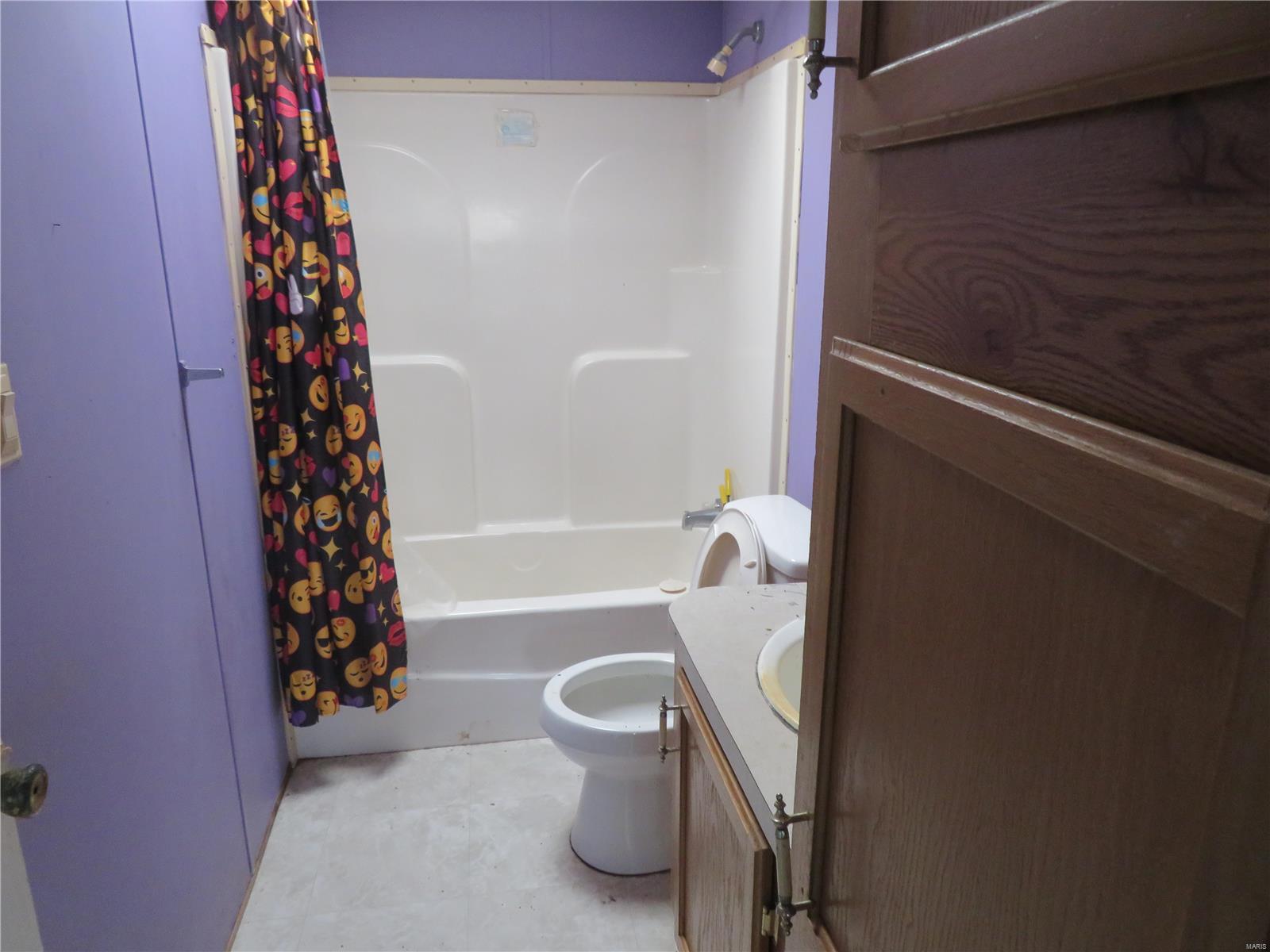 26156 Maine Road Ashley, IL 62808 - Photo 15 of 21 Gallery Image 15