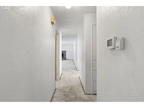 $475,000 | 42986 McKenzie Highway, Leaburg, OR 97489