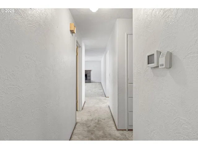 $475,000 | 42986 McKenzie Highway, Leaburg, OR 97489