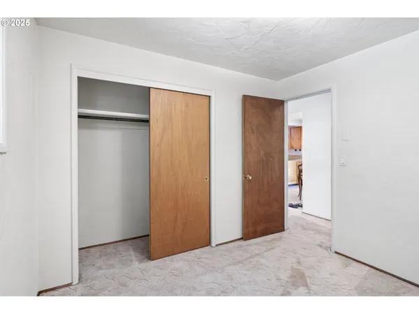 $475,000 | 42986 McKenzie Highway, Leaburg, OR 97489