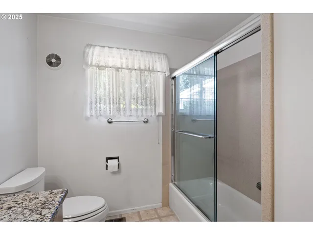 $475,000 | 42986 McKenzie Highway, Leaburg, OR 97489