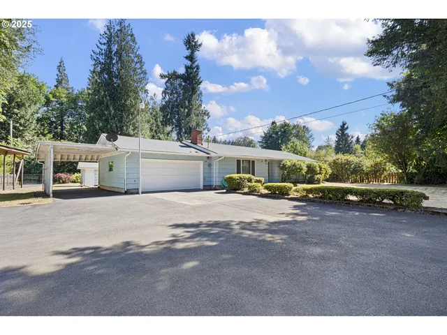 $475,000 | 42986 McKenzie Highway, Leaburg, OR 97489