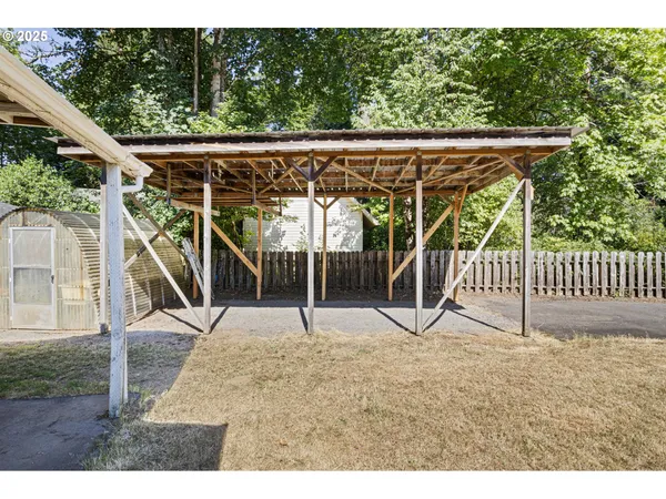 $475,000 | 42986 McKenzie Highway, Leaburg, OR 97489