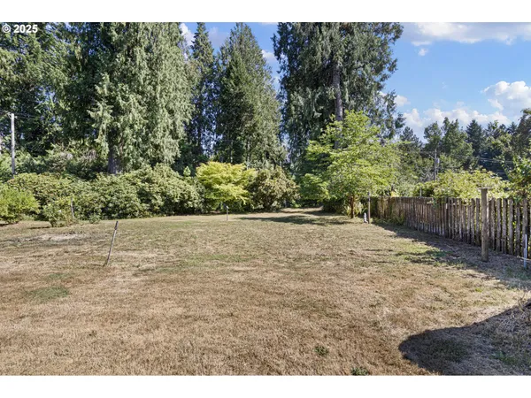 $475,000 | 42986 McKenzie Highway, Leaburg, OR 97489