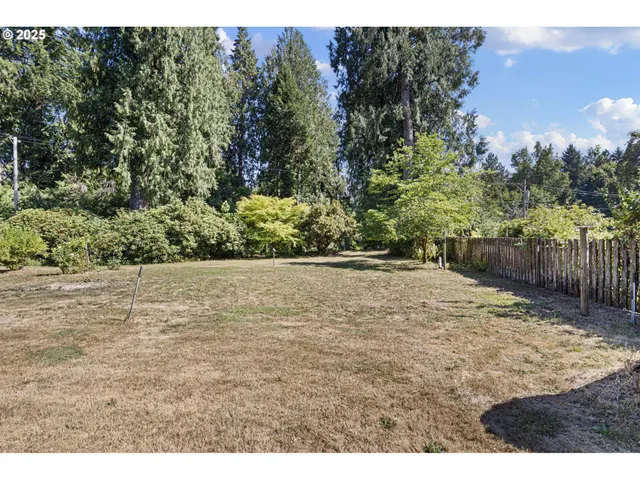 $475,000 | 42986 McKenzie Highway, Leaburg, OR 97489