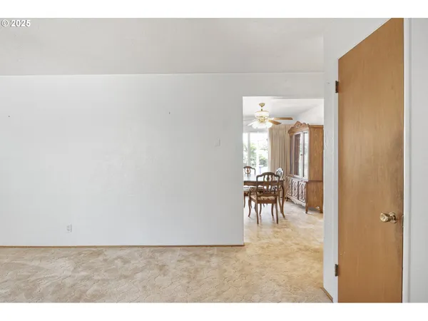 $475,000 | 42986 McKenzie Highway, Leaburg, OR 97489