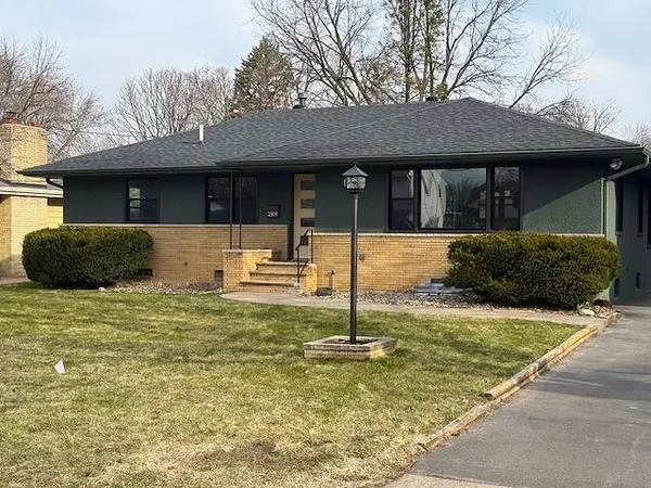 $649,900 | 2809 Townview Avenue Northeast, St. Anthony, MN 55418